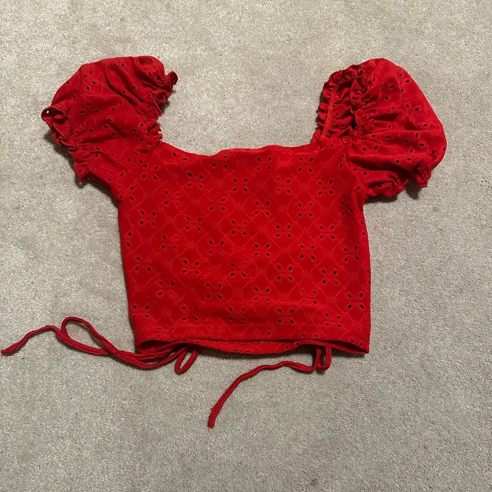 Red Top - Picture 3 of 3